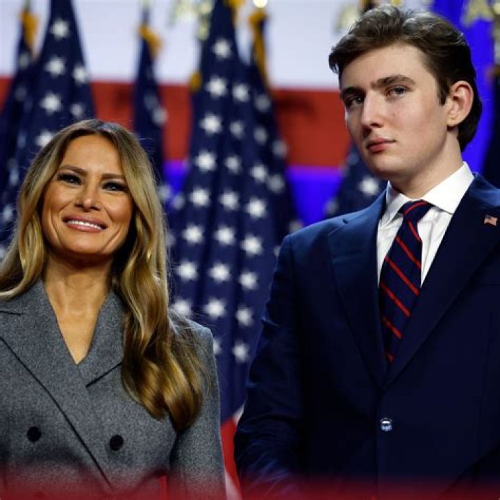 Barron Trump's Girlfriend Picture: A Glimpse Into His Personal Life